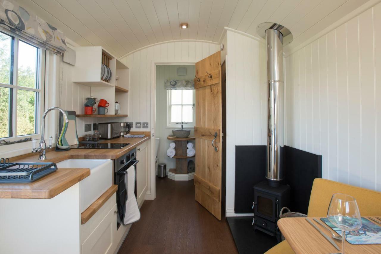 West Coast Hideaways Villa Nedd Bagian luar foto